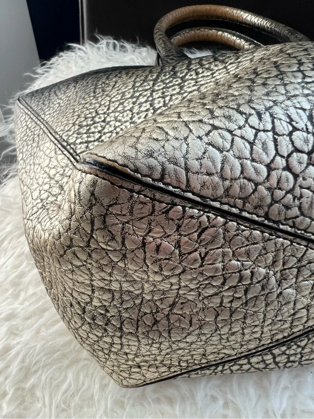Burberry Gradient Metallic Signature Grain Medium Dewsbury Tote